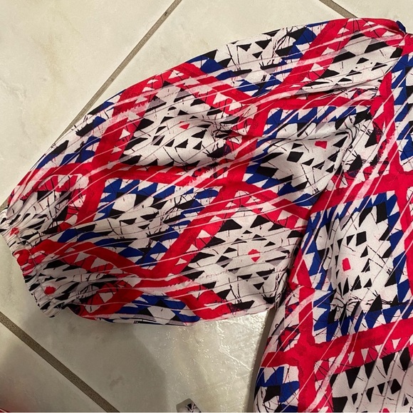 NWT Guess Candy Dress - Picture 5 of 10